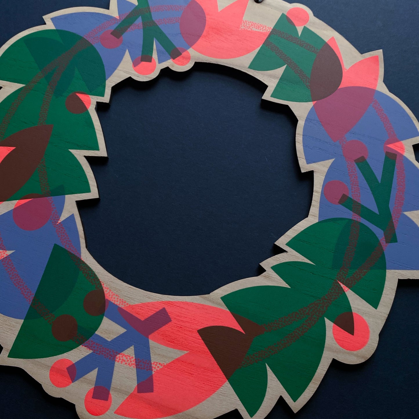 Wooden Screen Printed Winter Wreath